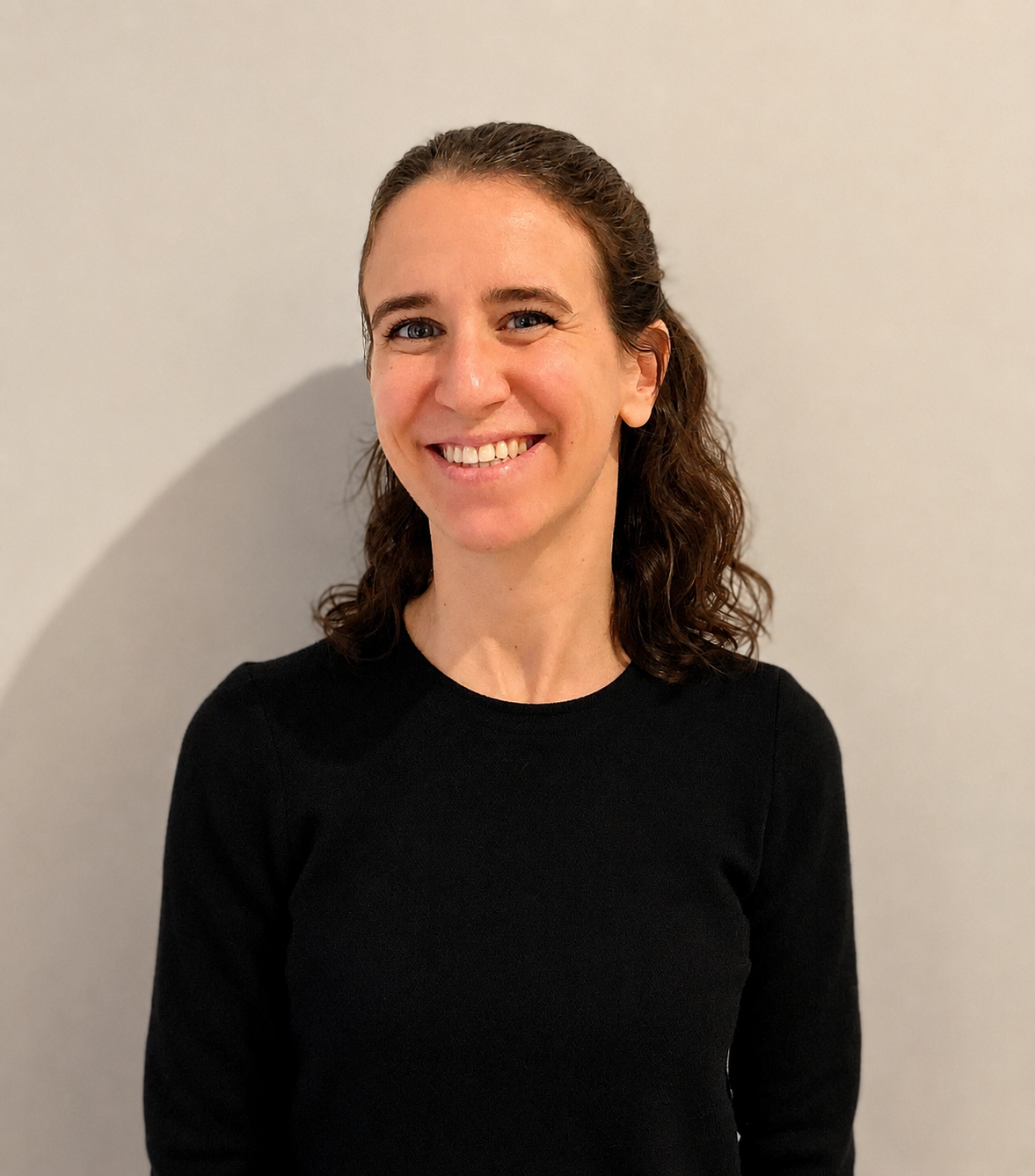 Dr Isabelle Scheid