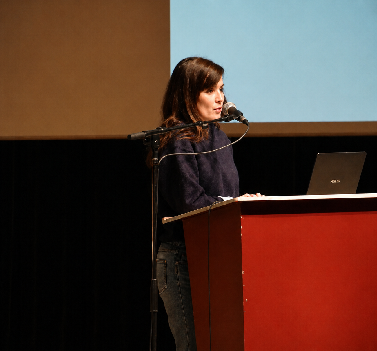 Dr Nora Hamdani